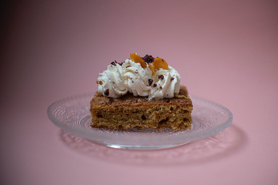 Mrkvový koláč s pomarančovo-mascarpone penou